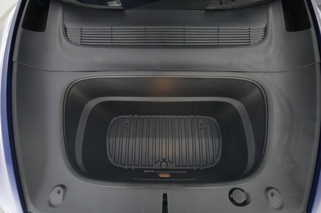 2026 Tesla Model Y — photo 21 of 22