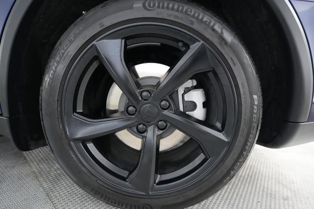 2026 Tesla Model Y — photo 7 of 22