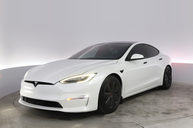 2022 Tesla Model S