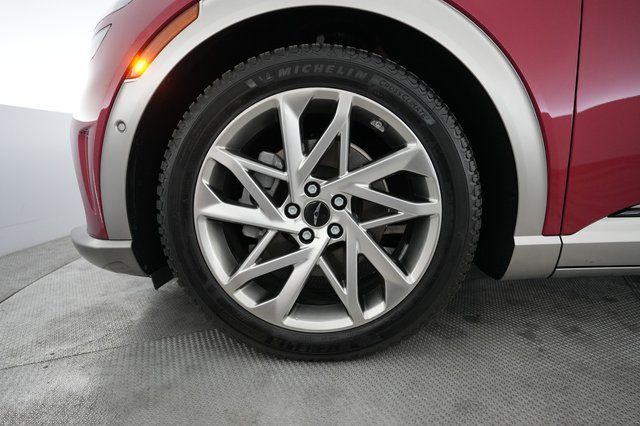 2023 Genesis GV60 — photo 15 of 21