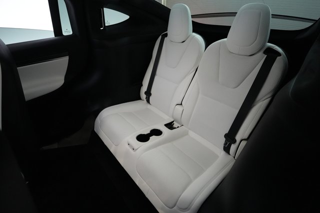 2023 Tesla Model X — photo 20 of 24
