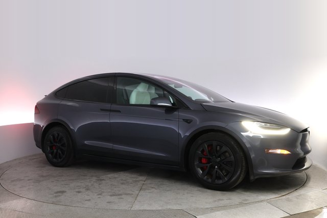 2023 Tesla Model X — photo 11 of 24