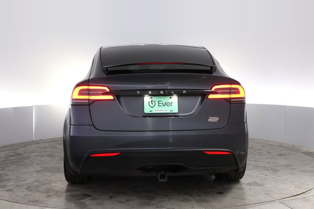 2023 Tesla Model X — photo 12 of 24