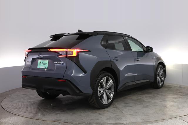 2023 Subaru Solterra — photo 2 of 21