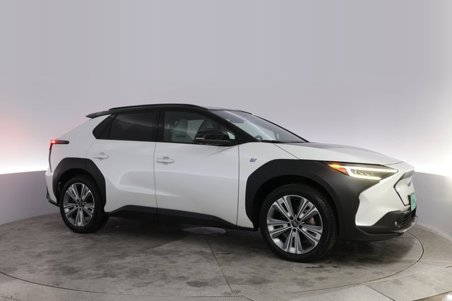2023 Subaru Solterra — photo 11 of 22