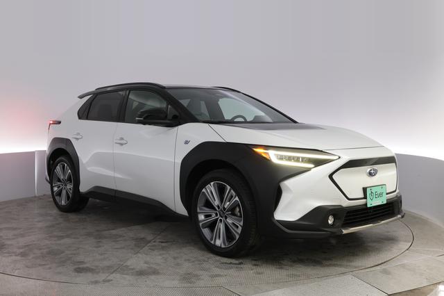 2023 Subaru Solterra — photo 10 of 22