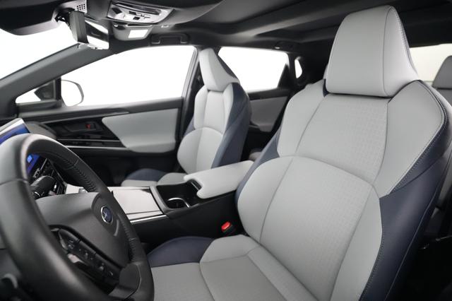 2023 Subaru Solterra — photo 3 of 22