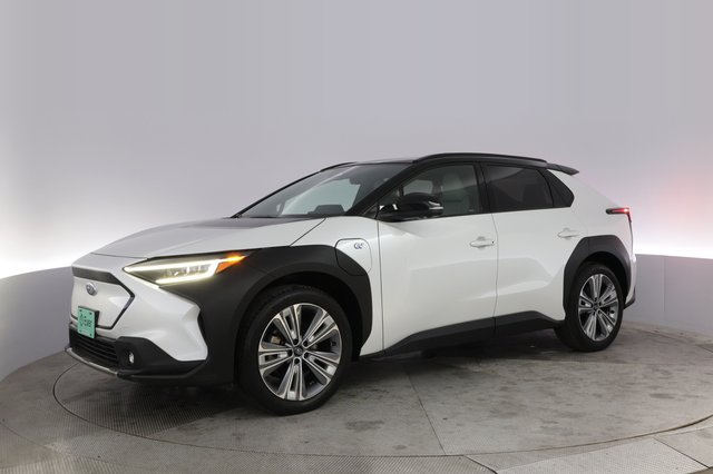 2023 Subaru Solterra — photo 14 of 22