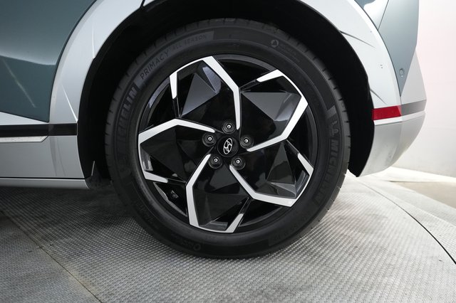 2024 Hyundai IONIQ 5 — photo 7 of 26