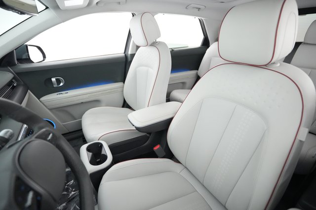 2024 Hyundai IONIQ 5 — photo 3 of 26
