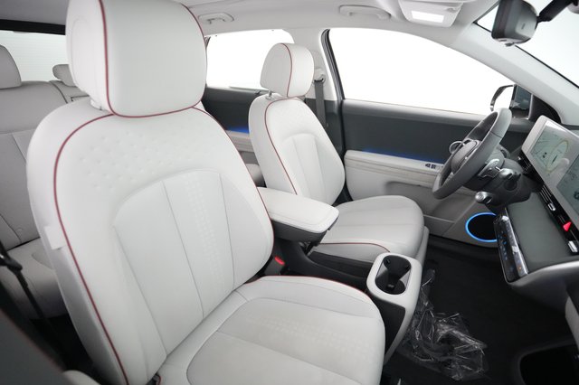 2024 Hyundai IONIQ 5 — photo 18 of 26