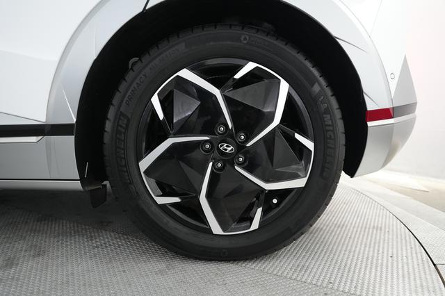 2024 Hyundai IONIQ 5 — photo 7 of 20