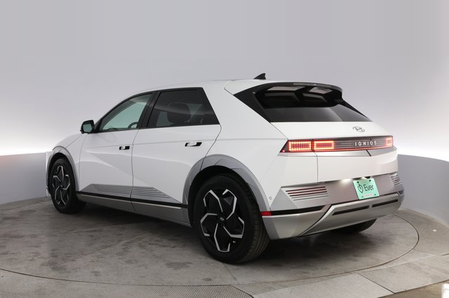 2024 Hyundai IONIQ 5 — photo 13 of 20