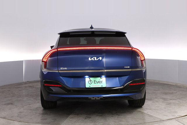 2024 Kia EV6 — photo 12 of 21