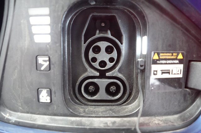 2024 Kia EV6 — photo 8 of 21