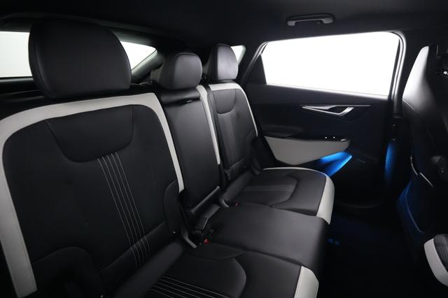 2024 Kia EV6 — photo 4 of 21