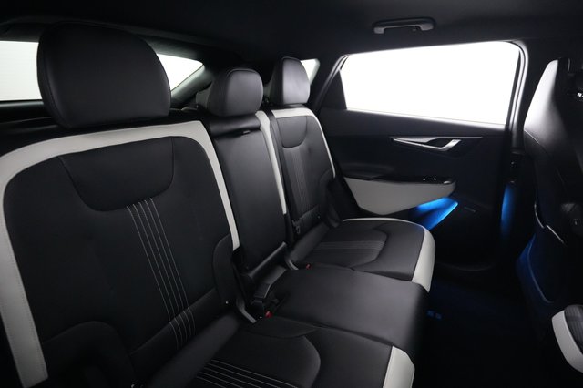 2024 Kia EV6 — photo 4 of 21