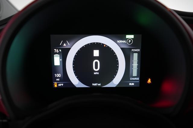 2024 Fiat 500e — photo 5 of 27
