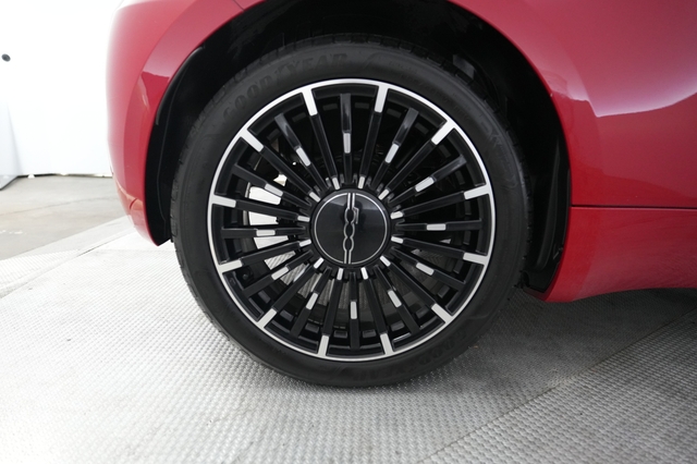 2024 Fiat 500e