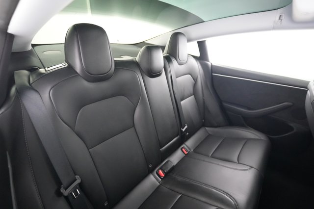 2024 Tesla Model 3 — photo 4 of 21