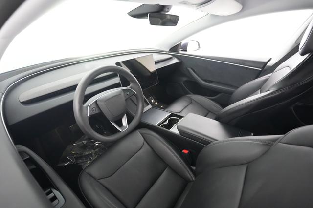 2024 Tesla Model 3 — photo 3 of 21