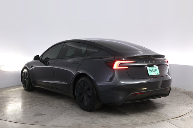 2024 Tesla Model 3 — photo 13 of 21