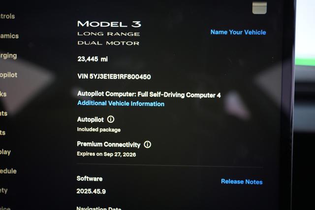 2024 Tesla Model 3 — photo 5 of 21