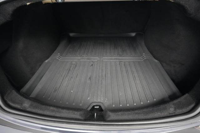 2024 Tesla Model 3 — photo 6 of 21
