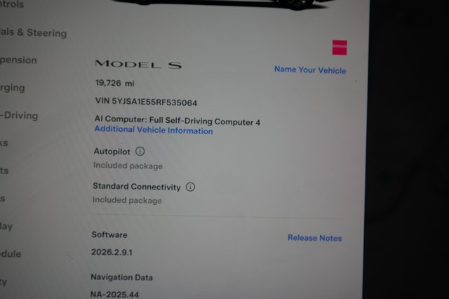 2024 Tesla Model S — photo 5 of 22