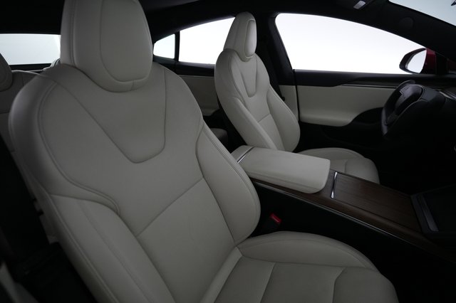 2024 Tesla Model S — photo 4 of 22