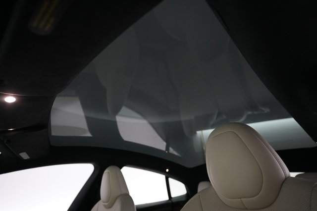 2024 Tesla Model S — photo 20 of 22