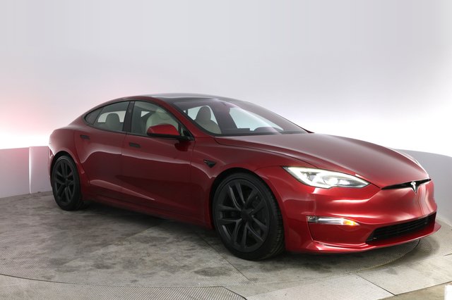 2024 Tesla Model S — photo 10 of 22