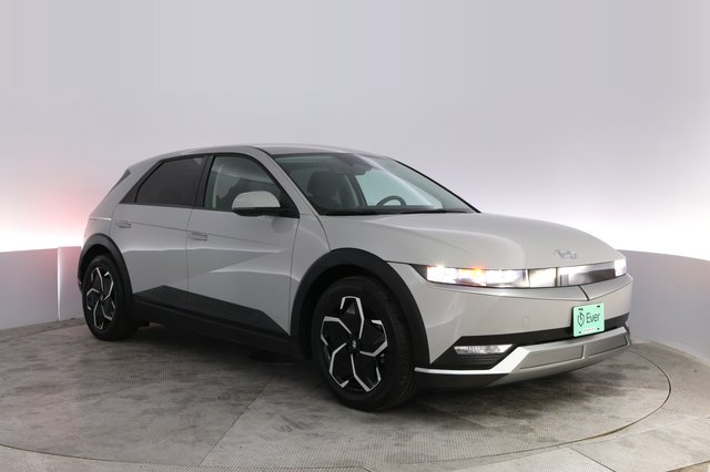 2024 Hyundai IONIQ 5 — photo 10 of 21