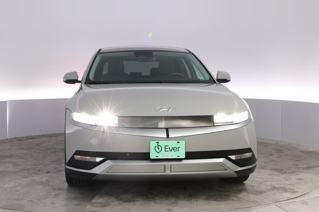 2024 Hyundai IONIQ 5 — photo 9 of 21