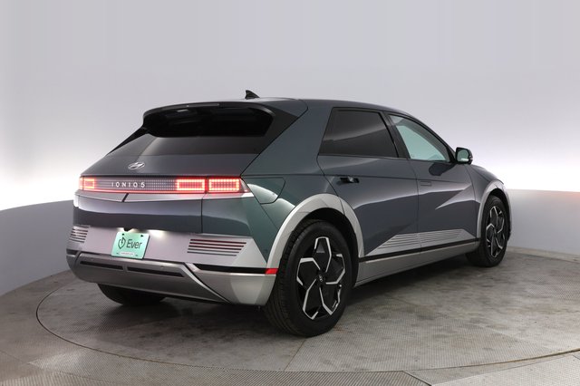 2024 Hyundai IONIQ 5 — photo 2 of 21