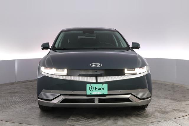 2024 Hyundai IONIQ 5 — photo 9 of 21