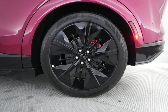 2025 Ford Mustang Mach-E — photo 7 of 23