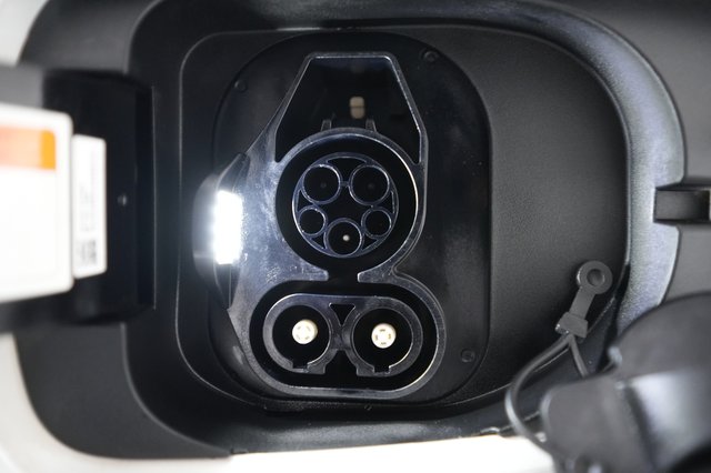 2019 Kia Niro EV — photo 8 of 20