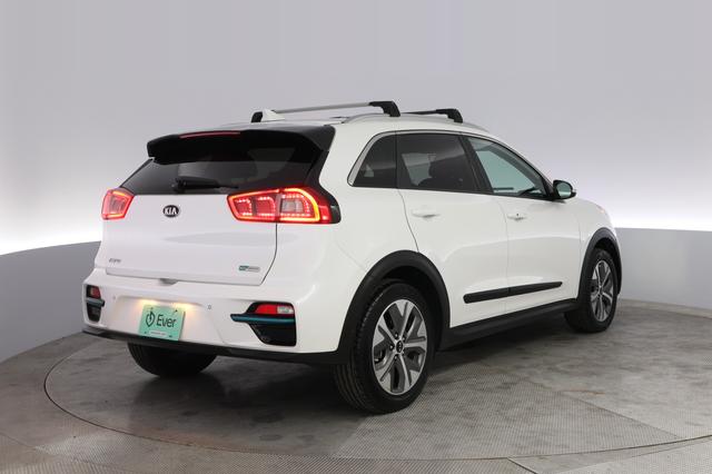 2019 Kia Niro EV — photo 2 of 20