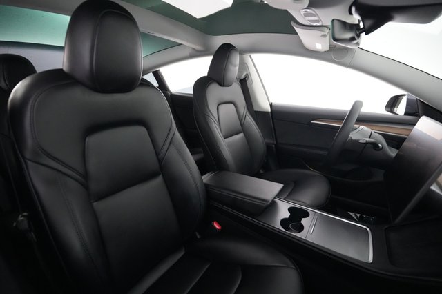 2023 Tesla Model 3 — photo 18 of 21