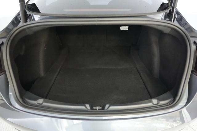 2023 Tesla Model 3 — photo 6 of 21