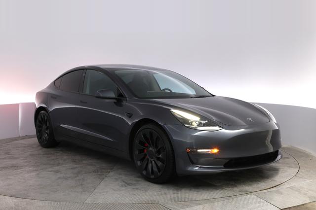 2023 Tesla Model 3 — photo 10 of 21