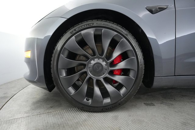 2023 Tesla Model 3 — photo 15 of 21