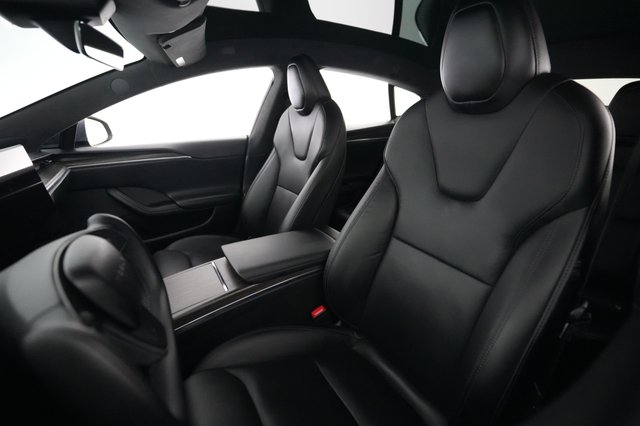 2023 Tesla Model S — photo 3 of 21