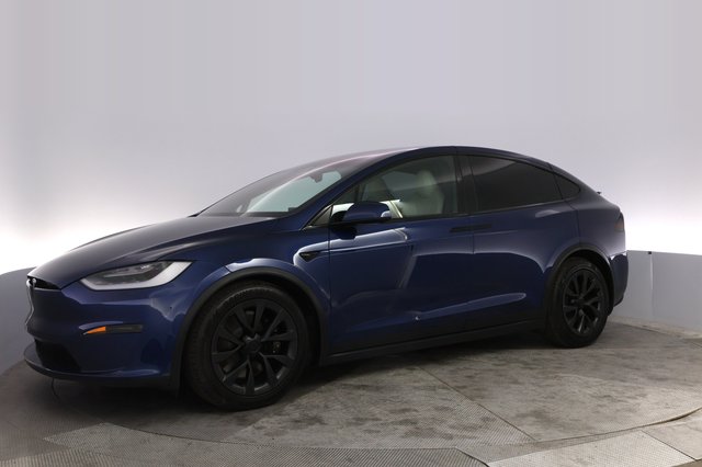 2023 Tesla Model X — photo 14 of 30