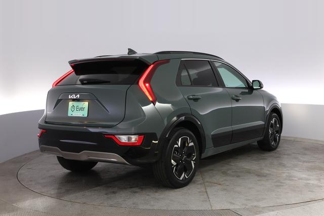 2023 Kia Niro EV — photo 2 of 21