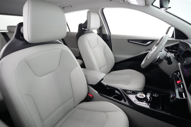 2023 Kia Niro EV — photo 18 of 21