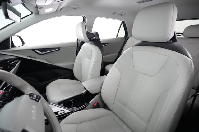 2023 Kia Niro EV — photo 3 of 21