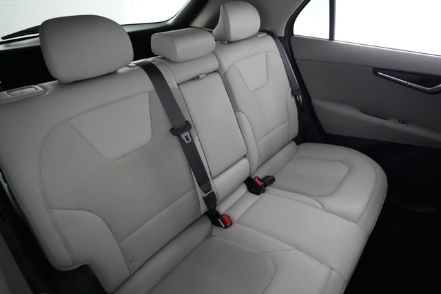 2023 Kia Niro EV — photo 4 of 21