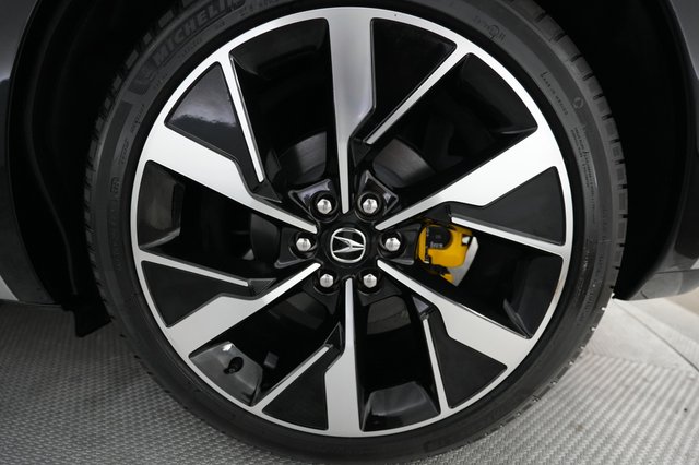 2024 Acura ZDX — photo 15 of 22